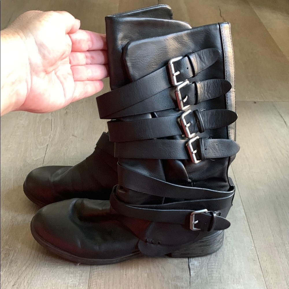 Black Buckle Strap Boots